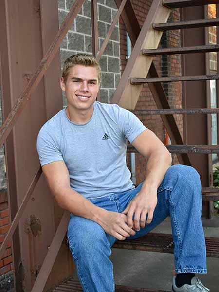 Aric Senior Photos